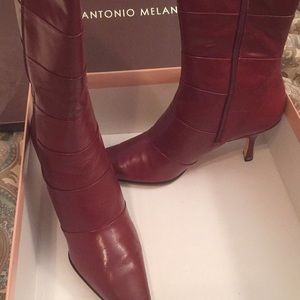 Women’s Boots  glove fit size 7.5 burgundy red